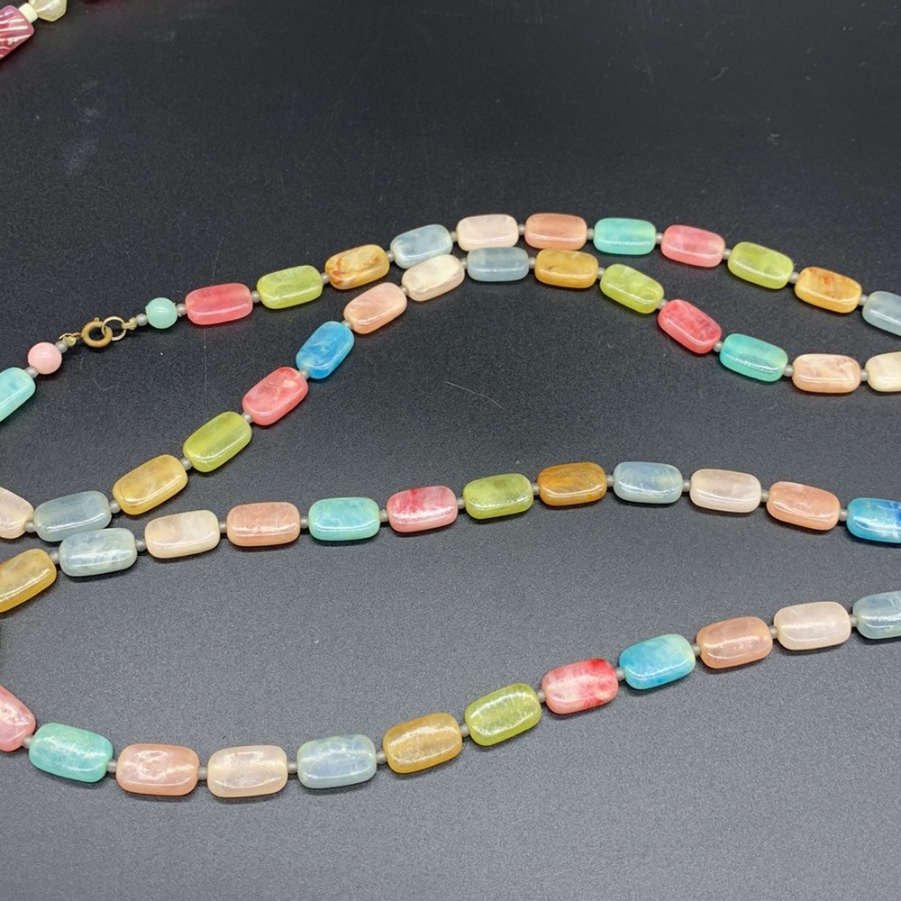 5 Necklaces - image 7